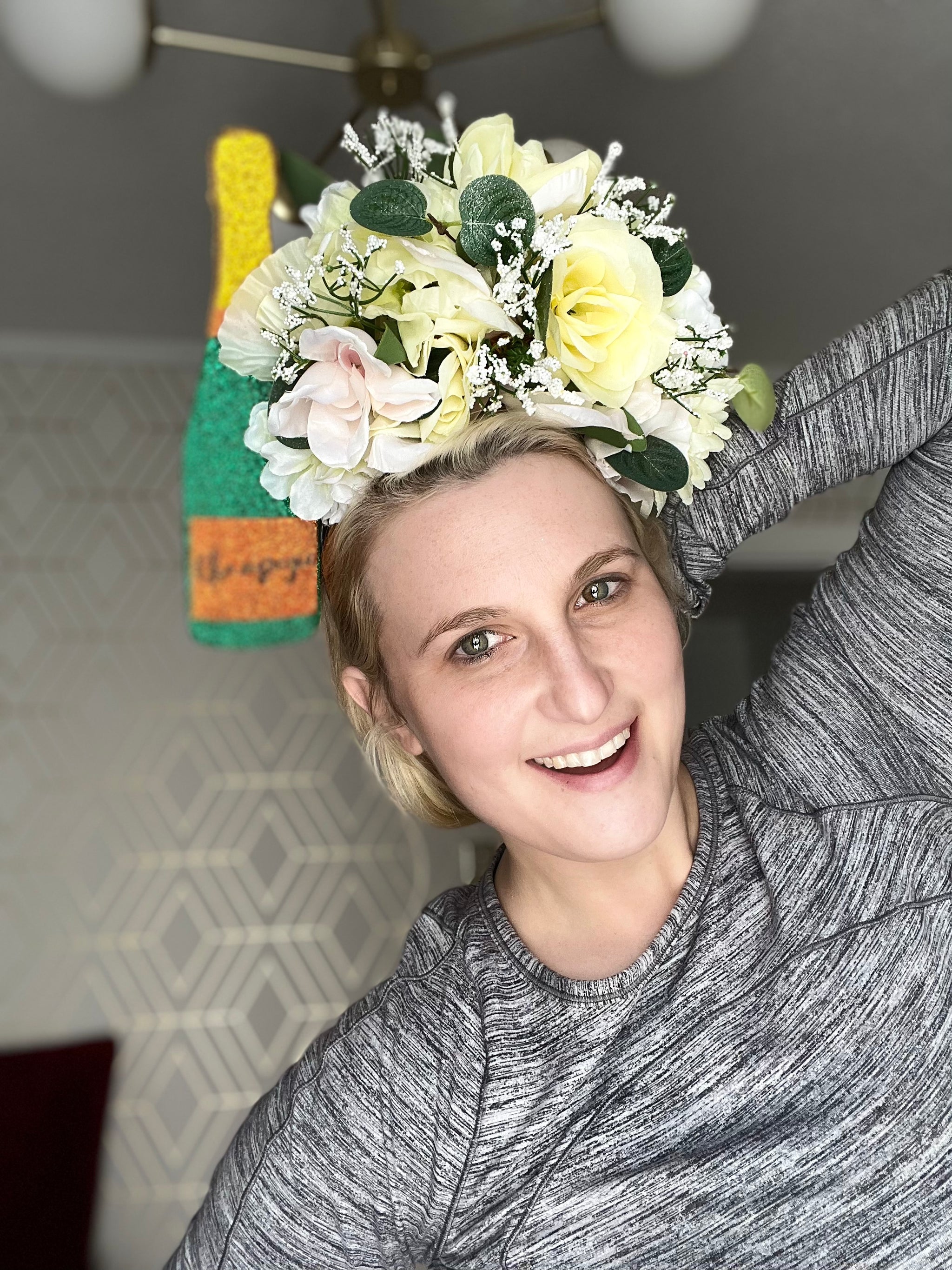 White Floral Champagne Headpiece – Crowned By Ellie display picture 1